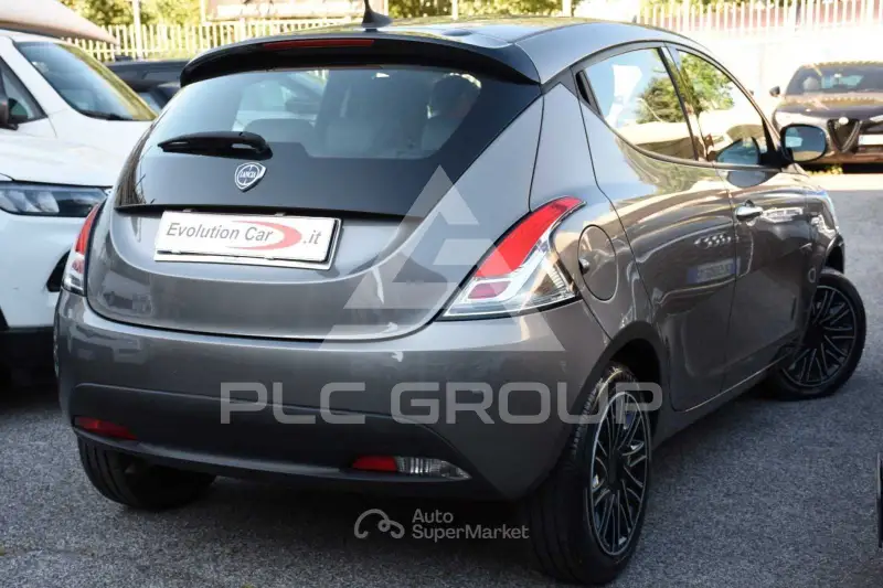 2024 Lancia YPSILON