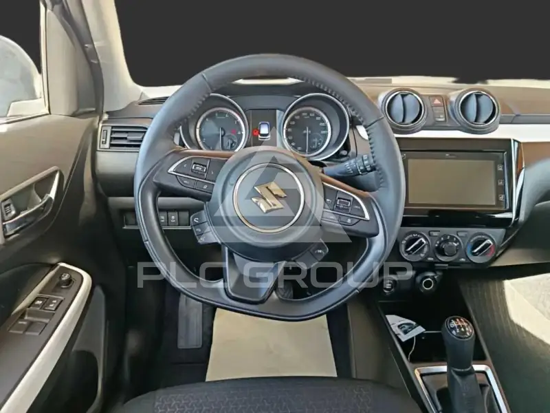 2024 Suzuki SWIFT