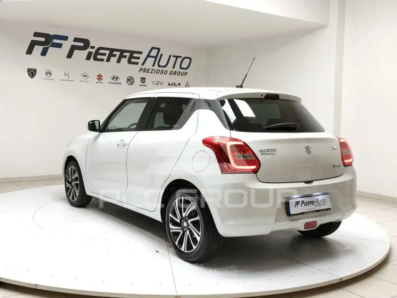 2024 Suzuki SWIFT