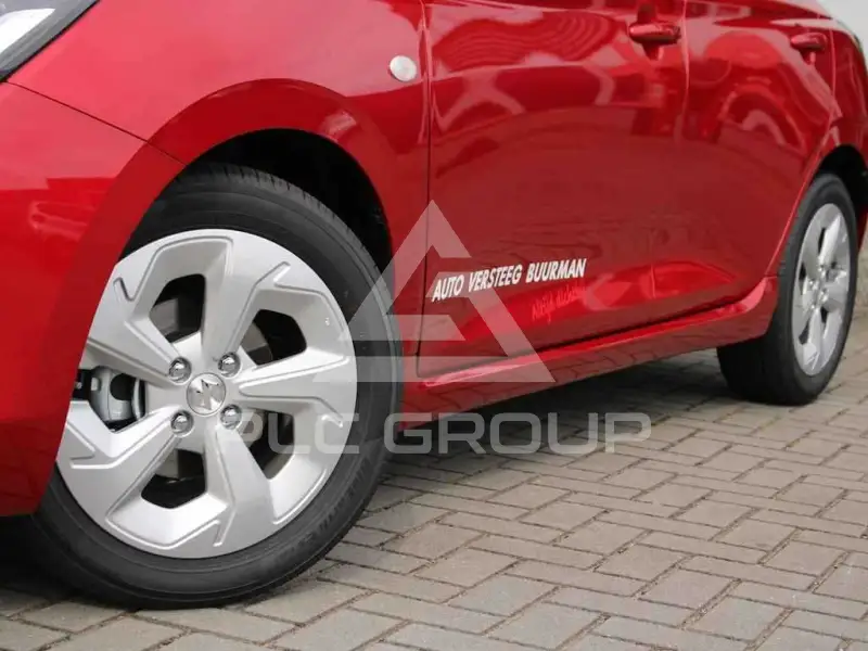 2024 Suzuki SWIFT