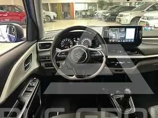 2024 Suzuki SWIFT