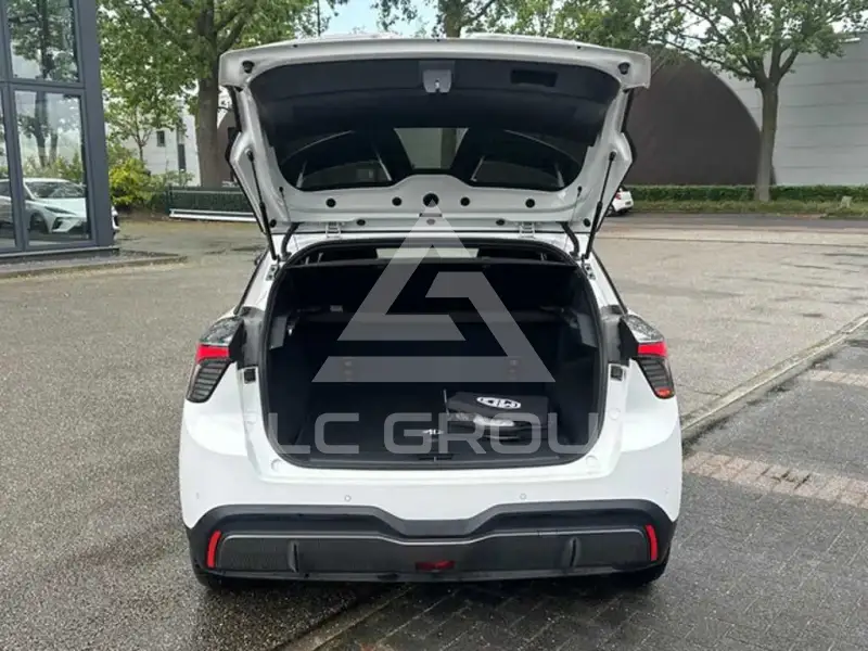 2024 MG MG4