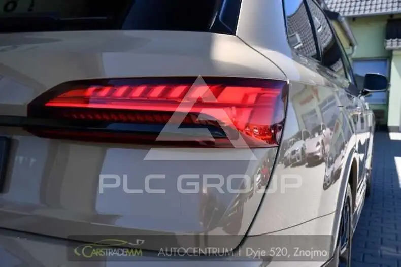 2024 Audi SQ7