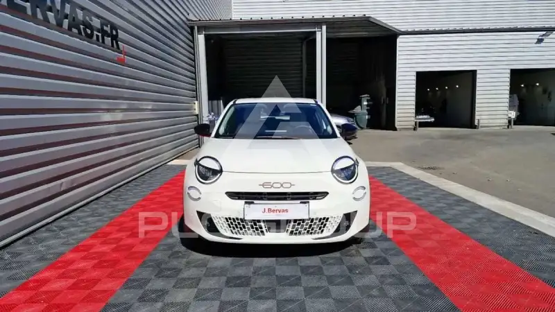 2024 Fiat 600