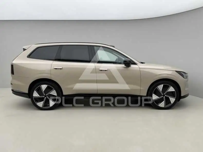 2024 Volvo EX 90