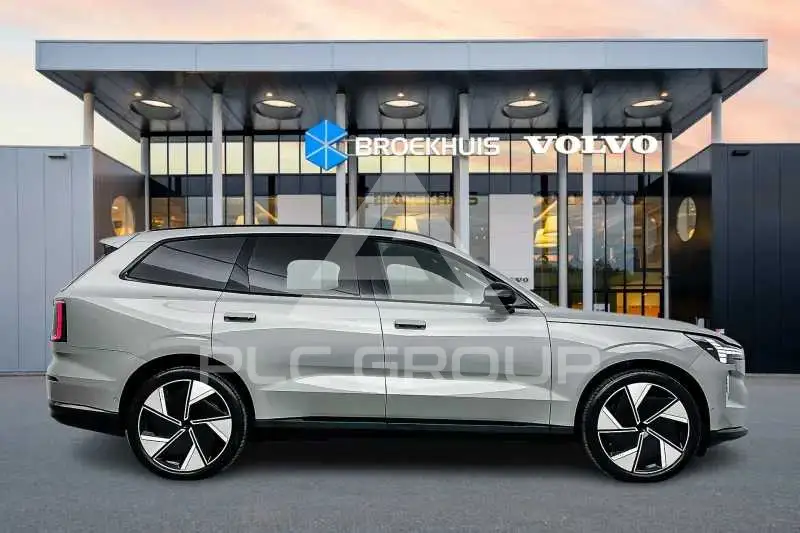 2024 Volvo EX 90