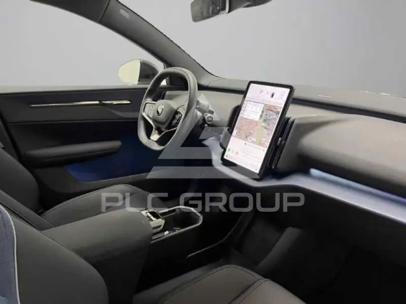 2024 Volvo EX 30