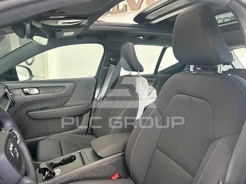 2024 Volvo EX 40