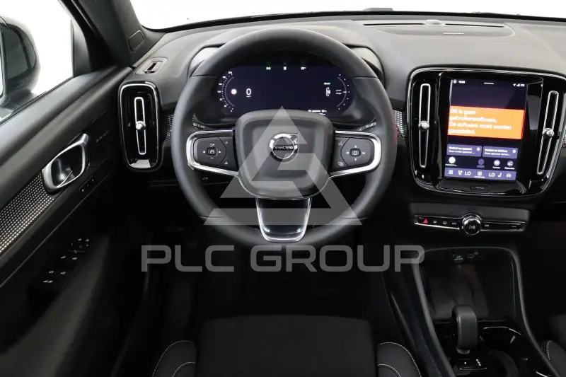 2024 Volvo EX 40