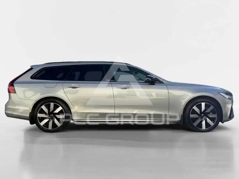 2024 Volvo V90