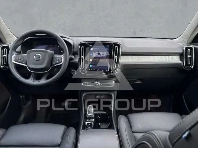 2024 Volvo XC40