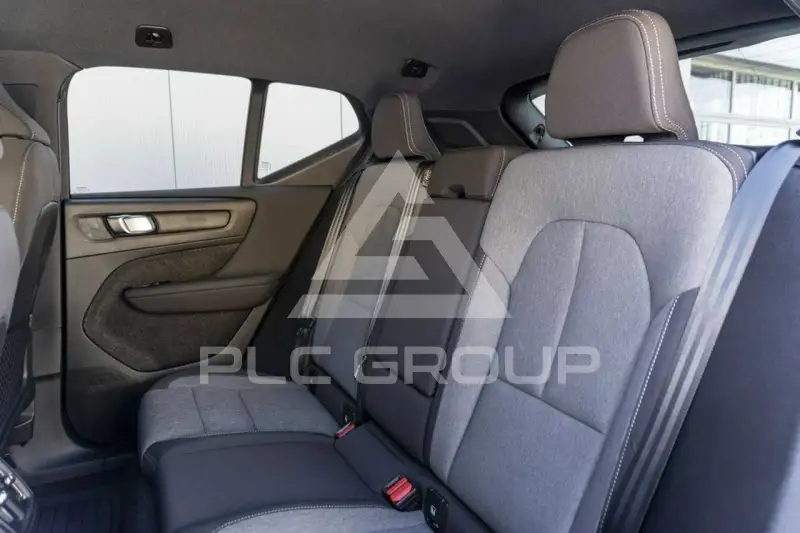 2024 Volvo XC40