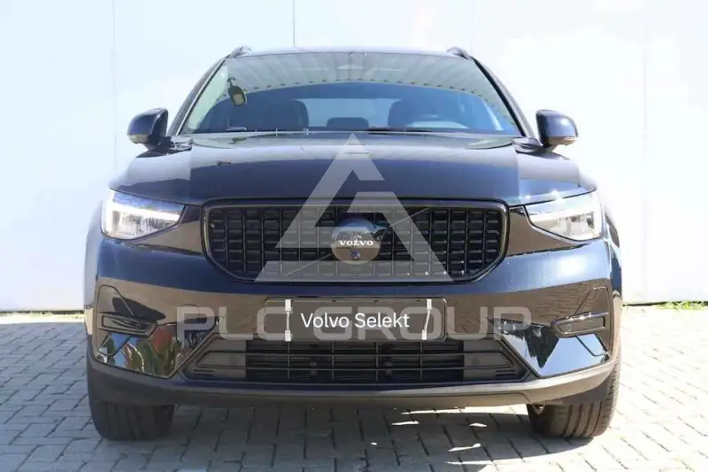 2024 Volvo XC40