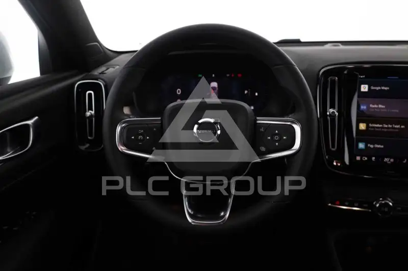 2024 Volvo XC40