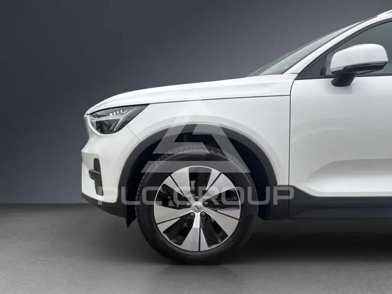2024 Volvo XC40