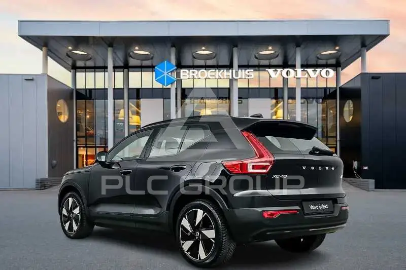 2024 Volvo XC40