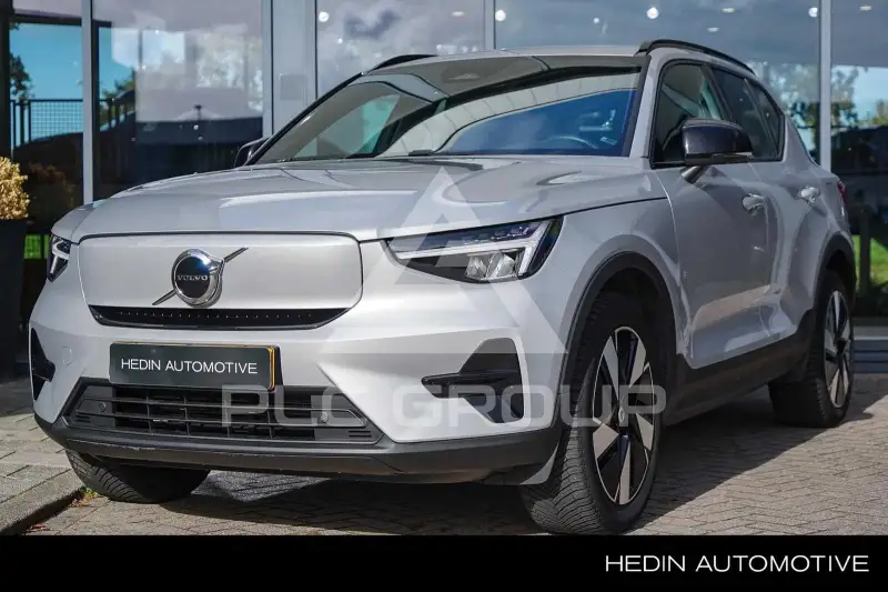 2024 Volvo XC40