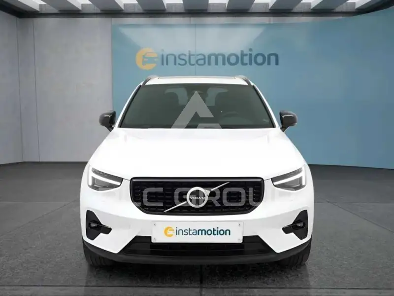 2024 Volvo XC40