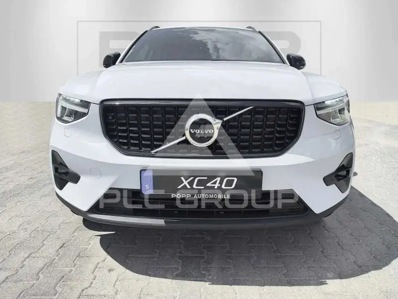 2024 Volvo XC40