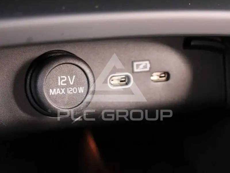 2024 Volvo XC40