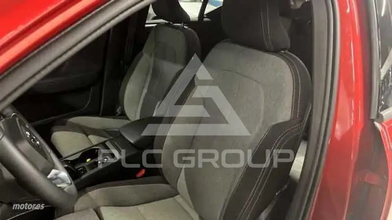 2024 Volvo XC40