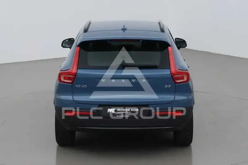 2024 Volvo XC40