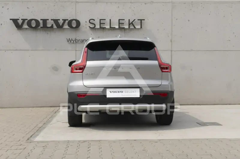 2024 Volvo XC40