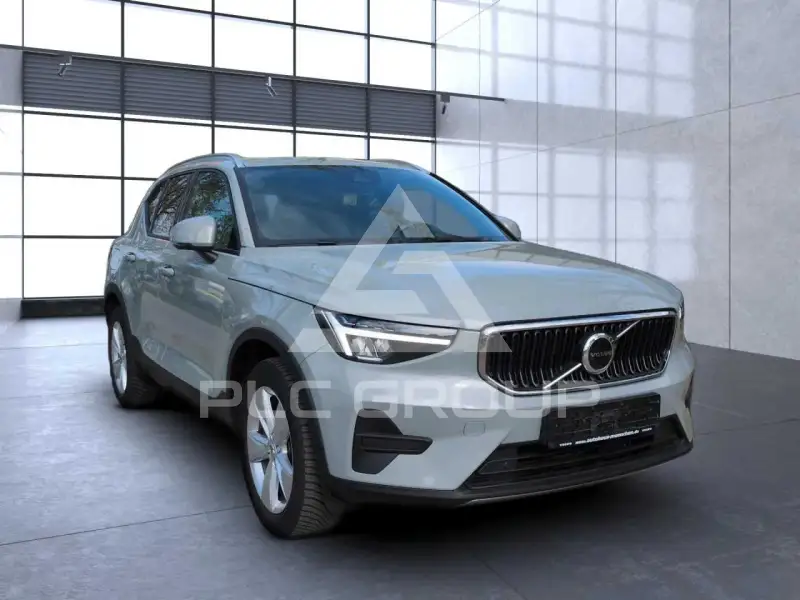 2024 Volvo XC40