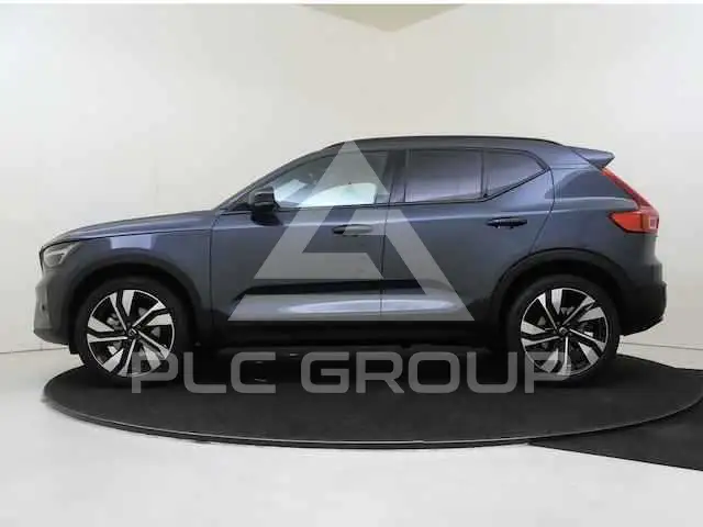 2024 Volvo XC40