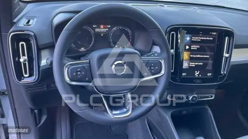 2024 Volvo XC40