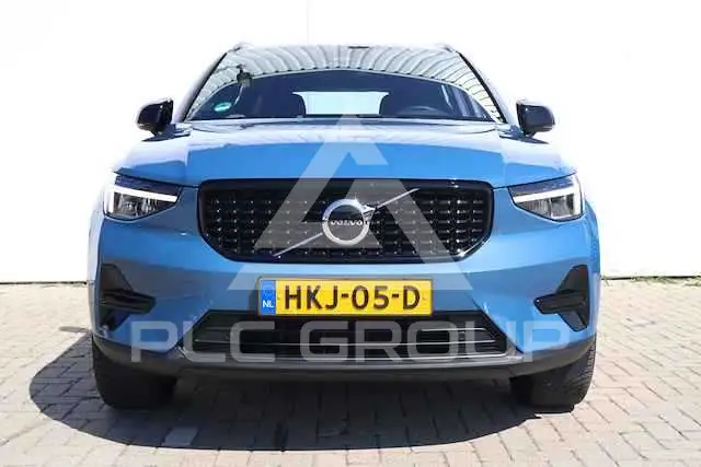 2024 Volvo XC40