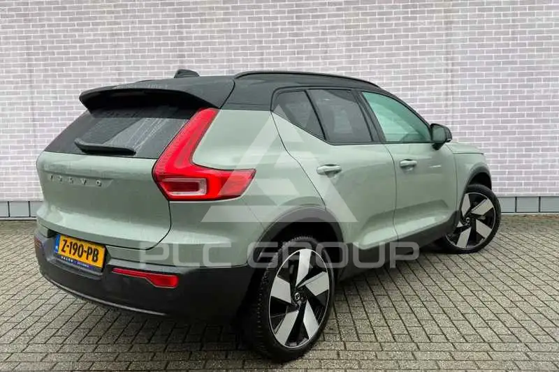 2024 Volvo XC40