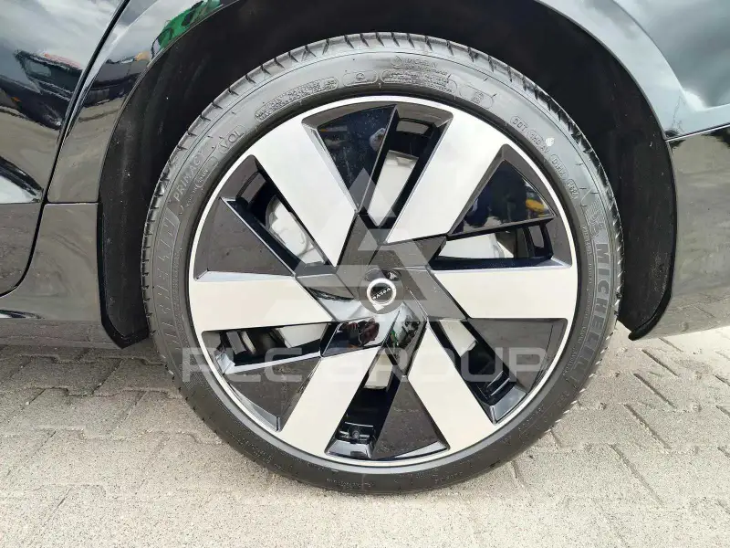 2024 Volvo V60