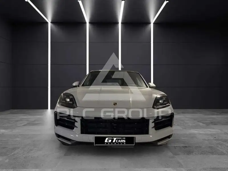 2024 Porsche CAYENNE