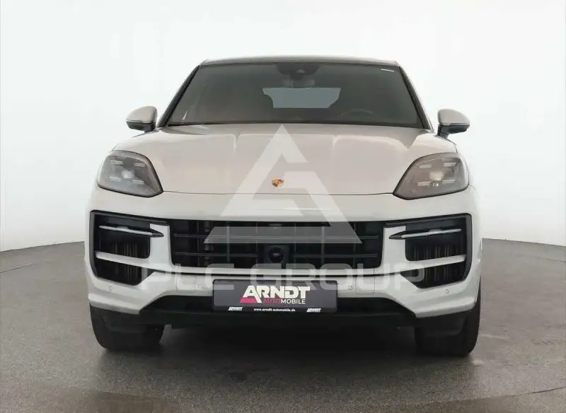 2024 Porsche Cayenne