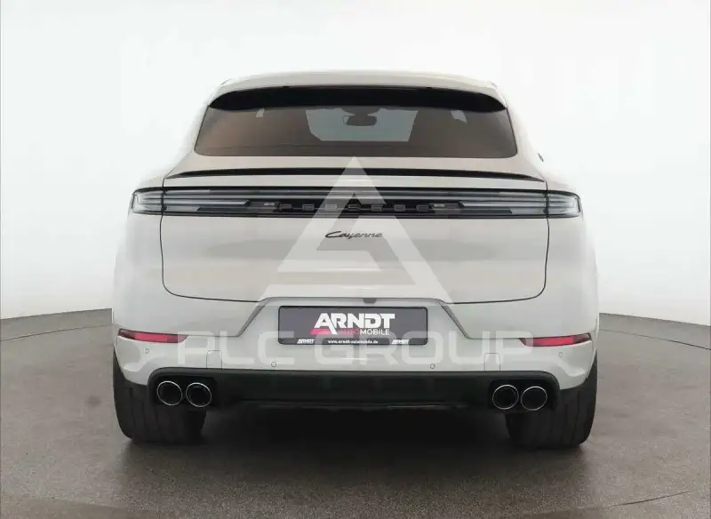 2024 Porsche Cayenne