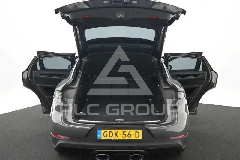 2024 Porsche Cayenne