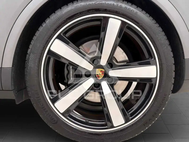 2024 Porsche Cayenne