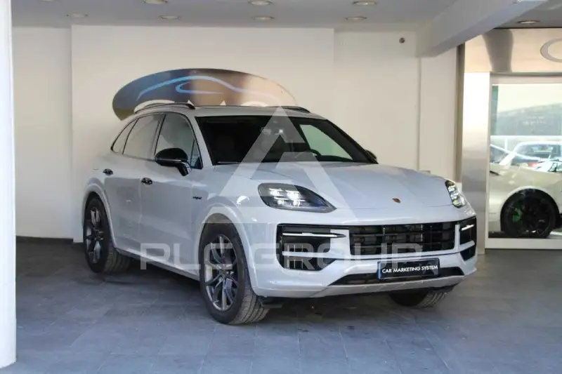 2024 Porsche Cayenne