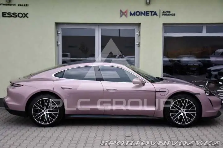 2024 Porsche Taycan