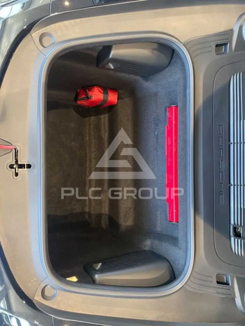 2024 Porsche Cayman
