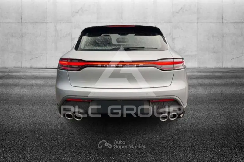 2024 Porsche MACAN