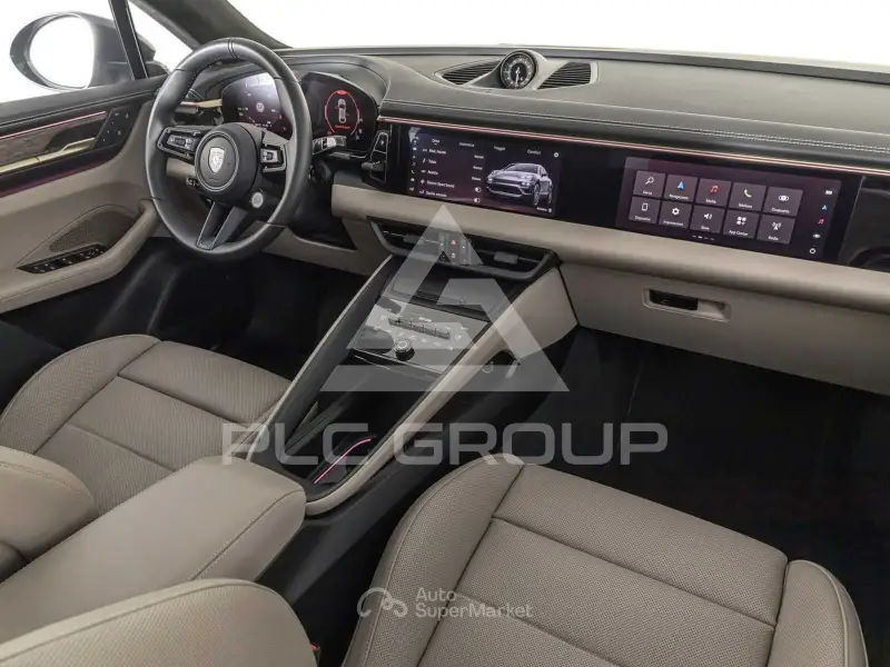 2024 Porsche MACAN