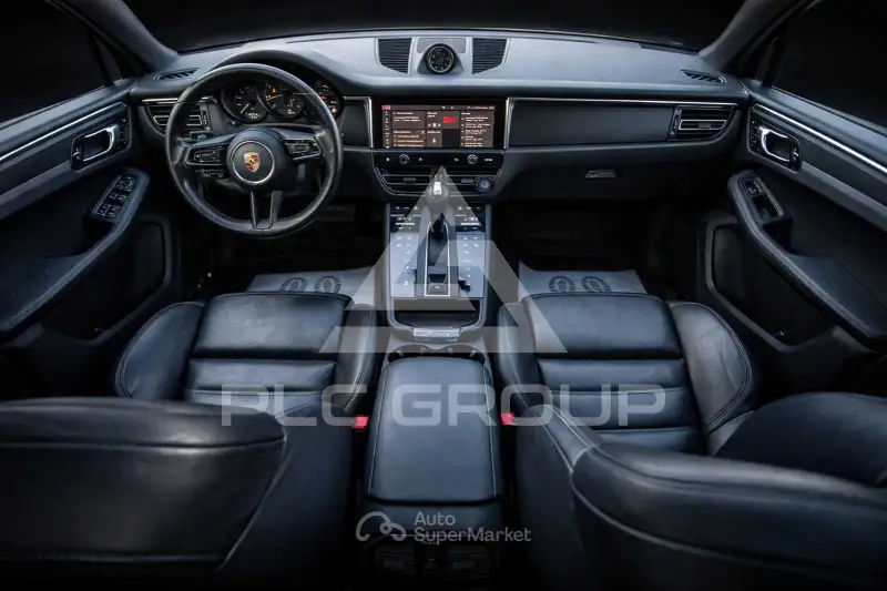 2024 Porsche MACAN