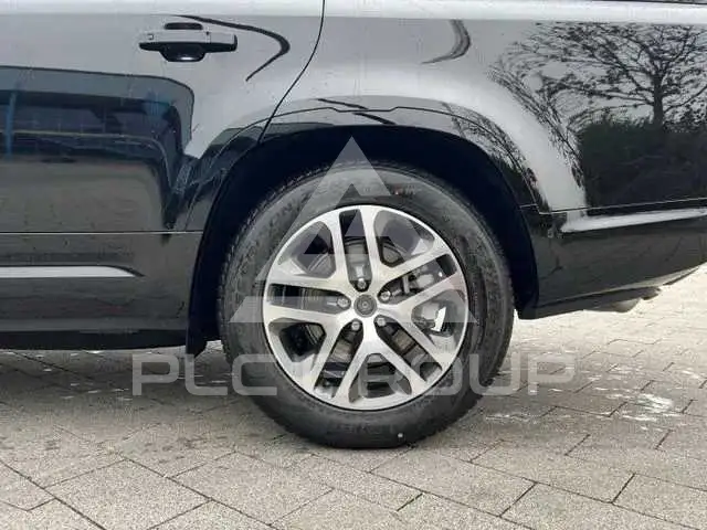 2024 Land Rover DEFENDER