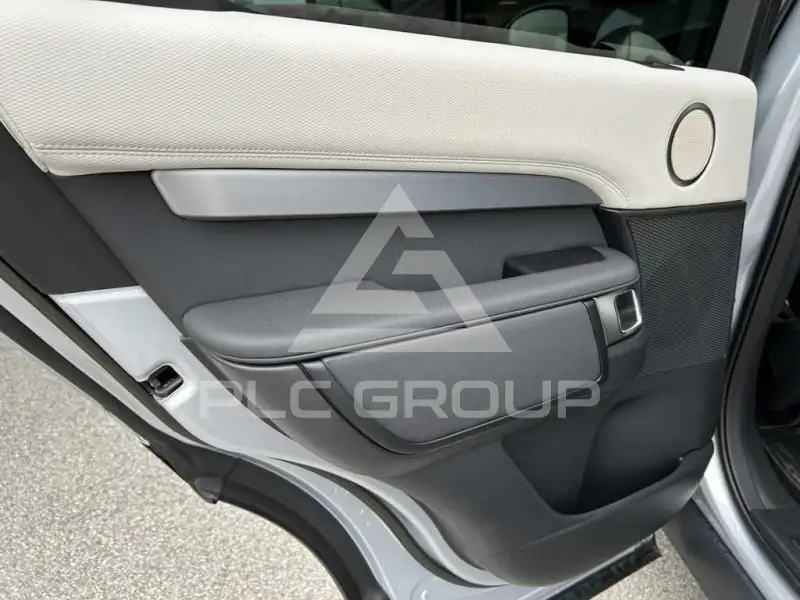 2024 Land Rover Discovery