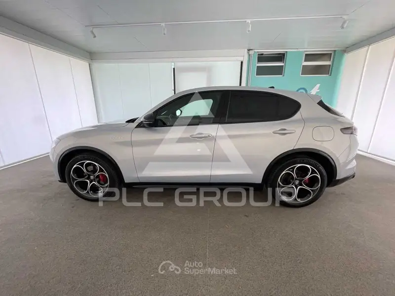 2024 Alfa Romeo Stelvio