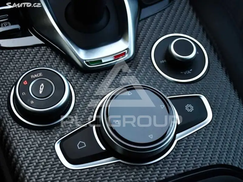 2024 Alfa Romeo Stelvio