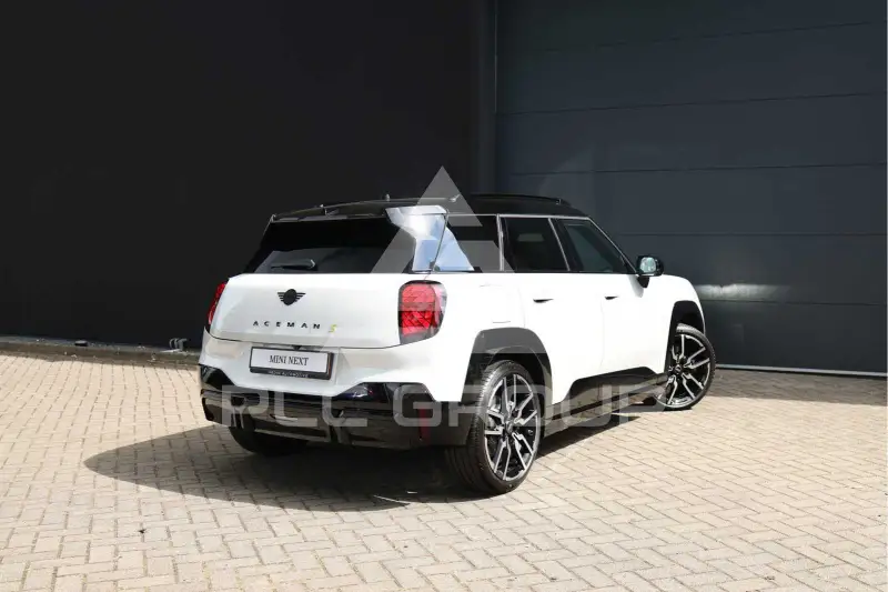 2024 Mini Paceman