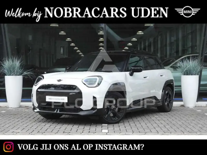 2024 Mini Paceman